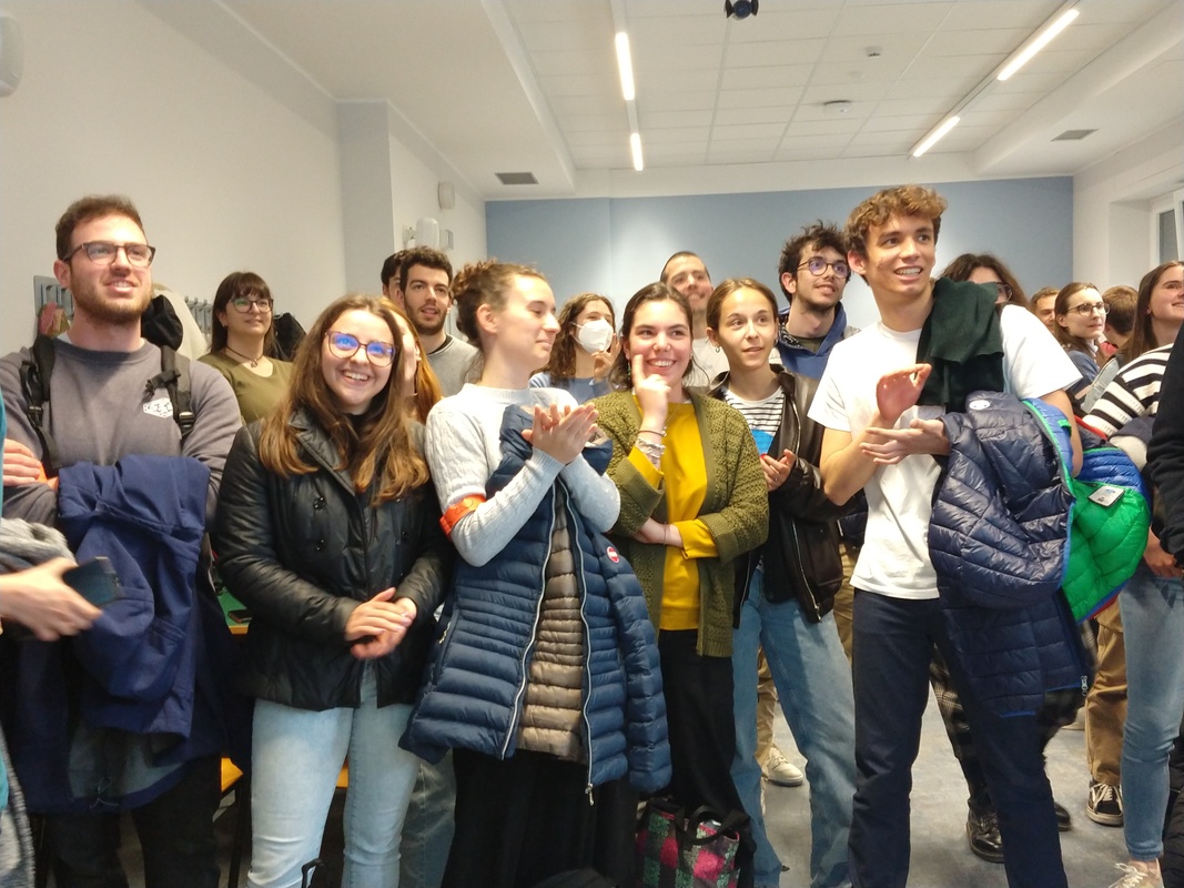 foto IMG_20230414_184758057_BURST000_COVER_TOP.jpg